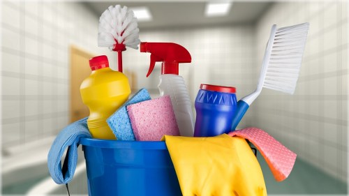Professional curtain cleaning service in a Richmond home living room