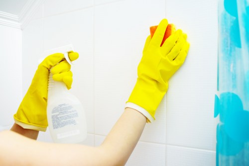 Move-in cleaning for a Richmond business premises